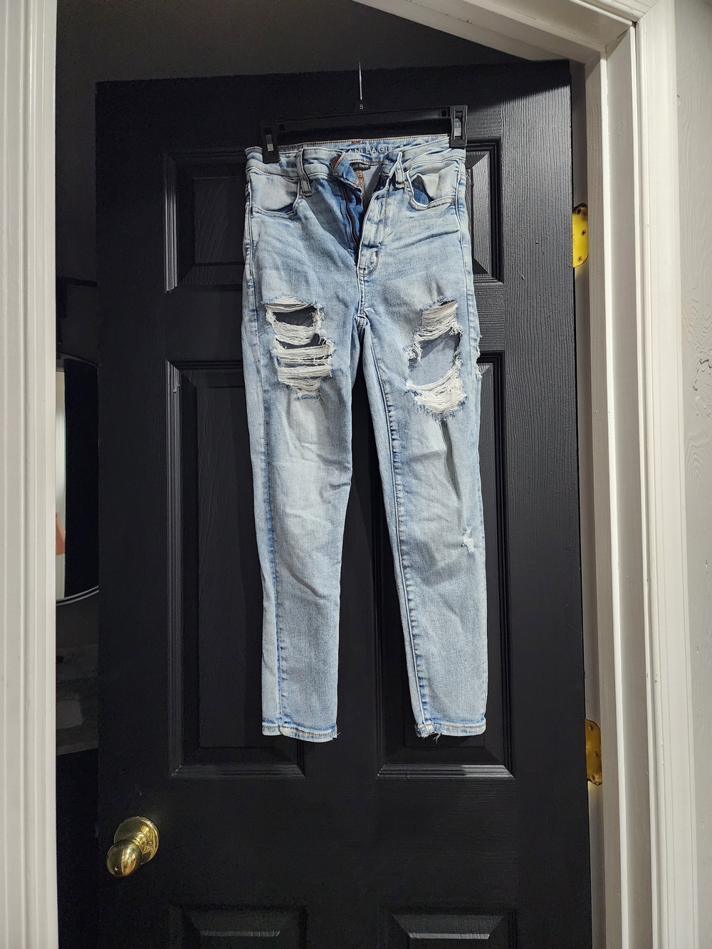 American EagleLight Blue Distressed Women's Jeans - Classic Slim Size 2 SHORT